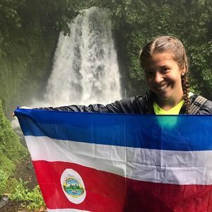 Meet your Posher, Delaney